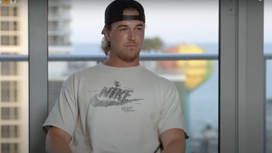 Steelers' Kenny Pickett On The Surprising Lengths He Went To Try To Increase His Hand Size In 2022 (Kenny Pickett)